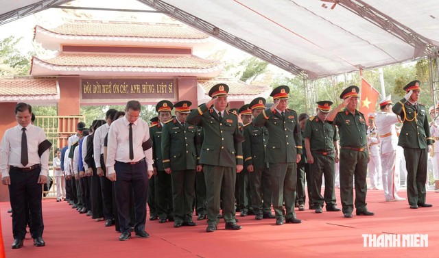 Sau 57 năm dưới lòng hang Đá Sập, 5 liệt sĩ trở về đất mẹ - Ảnh 1.