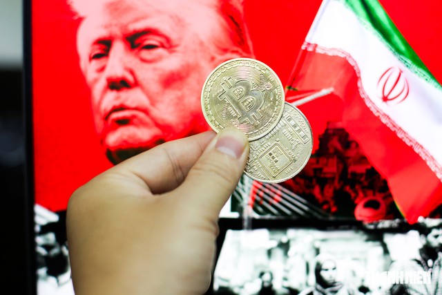 Gi&aacute; Bitcoin h&ocirc;m nay 14.7.2026: Bitcoin lao dốc sau tuy&ecirc;n bố cứng rắn của &ocirc;ng Trump - Ảnh 1.