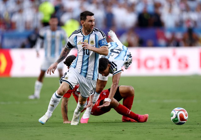 Tổ trọng tài Mỹ và Ý bắt trận Anh - Argentina, Messi gửi thông điệp nóng- Ảnh 2.