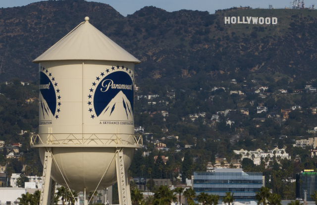 Hollywood 'dậy s&oacute;ng' v&igrave; vụ s&aacute;p nhập trị gi&aacute; hơn 2 triệu tỉ đồng - Ảnh 1.