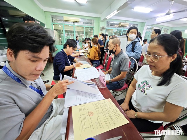 Trường hợp học sinh bị ph&acirc;n bổ xa nơi cư tr&uacute;, Sở GD-ĐT TP.HCM n&oacute;i g&igrave;? - Ảnh 2.