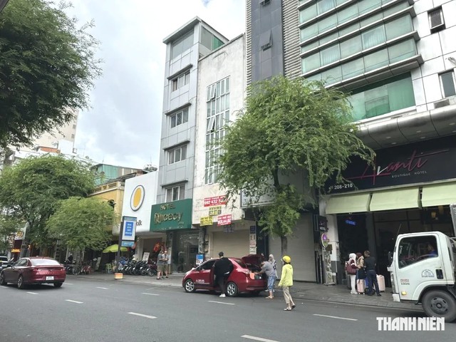 Thị trường kim cương ở TP.HCM nơi đ&oacute;ng cửa nơi đ&igrave;u hiu- Ảnh 5.