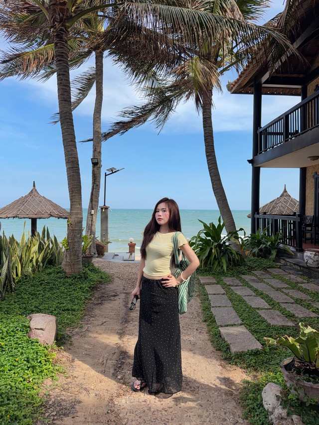 Không thể ngó lơ những chiếc túi tote cho ngày hè- Ảnh 6.