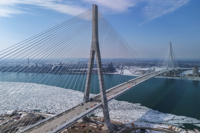 Canada không chia doanh thu từ cây cầu mới với Mỹ cho đến khi hoàn vốn- Ảnh 1.