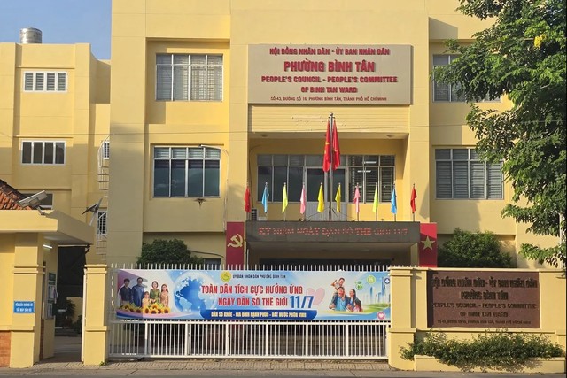 Con phân bổ về trường cách 8 km: Phụ huynh được điều chỉnh 'trong 1 nốt nhạc' - Ảnh 1.