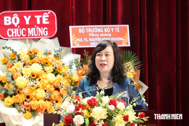 PGS-TS-BS Nguyễn Minh Phương chính thức nhận nhiệm vụ Hiệu trưởng Trường ĐH Y Dược Cần Thơ - Ảnh 2.