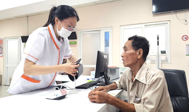 Khám sức khỏe toàn dân tại Tây Ninh: Sở Y tế kiểm tra, giám sát chặt chẽ- Ảnh 3.