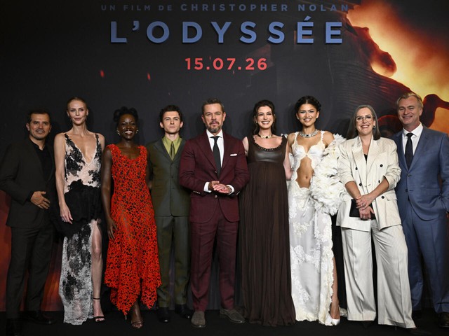Vai diễn trong 'The Odyssey' có thể đưa Anne Hathaway trở lại đường đua Oscar - Ảnh 2.