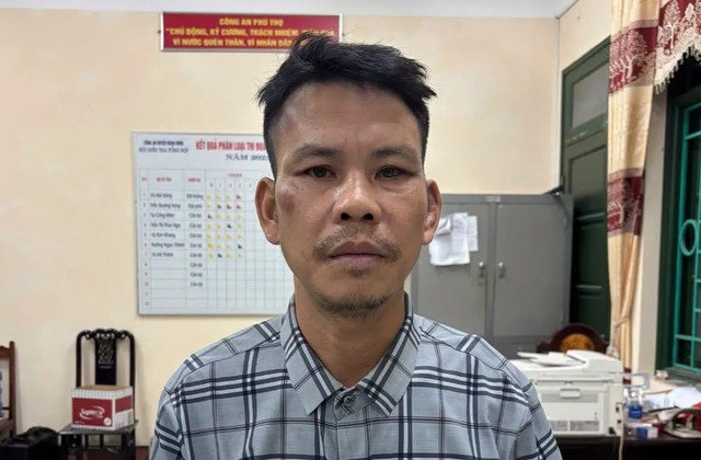 Mâu thuẫn hàng xóm, nửa đêm lẻn vào nhà tẩm xăng đốt ô tô- Ảnh 1.
