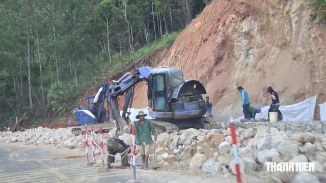 Xử lý sạt lở đèo Prenn và nhiều tuyến quốc lộ ở Lâm Đồng trước mùa mưa- Ảnh 6.