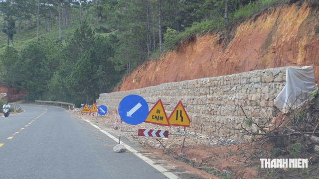 Xử lý sạt lở đèo Prenn và nhiều tuyến quốc lộ ở Lâm Đồng trước mùa mưa- Ảnh 7.