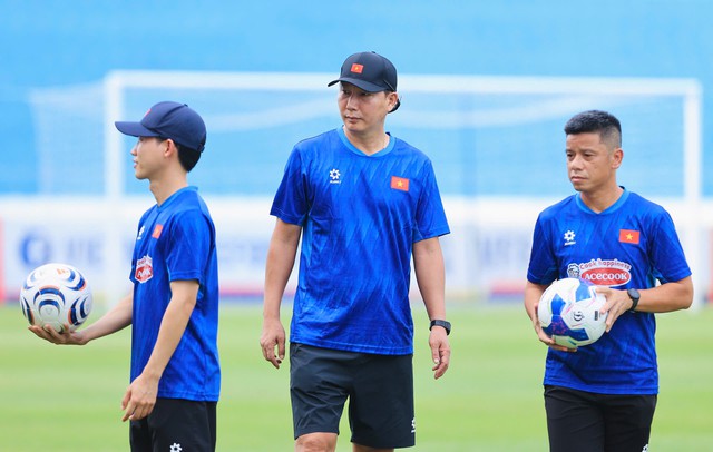 Tài Lộc háo hức chờ ra mắt đội tuyển Việt Nam, thầy Kim rất coi trọng trận giao hữu với Myanmar- Ảnh 7.