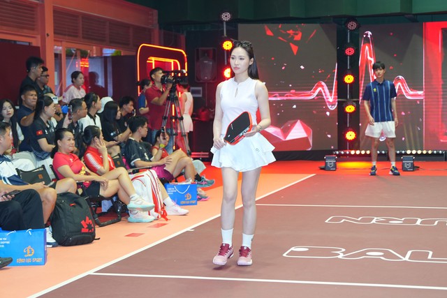 Đỗ Minh Quân, Trịnh Linh Giang và Trương Vinh Hiển cùng chung đội pickleball- Ảnh 2.