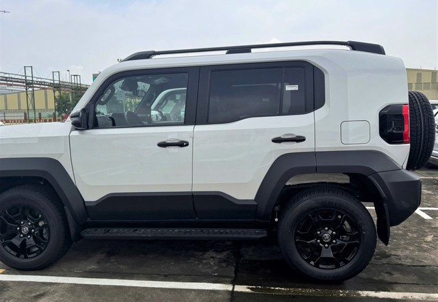 ‘SUV chơi’ Toyota Land Cruiser FJ về Việt Nam, trình làng cuối tháng 7 - Ảnh 2.