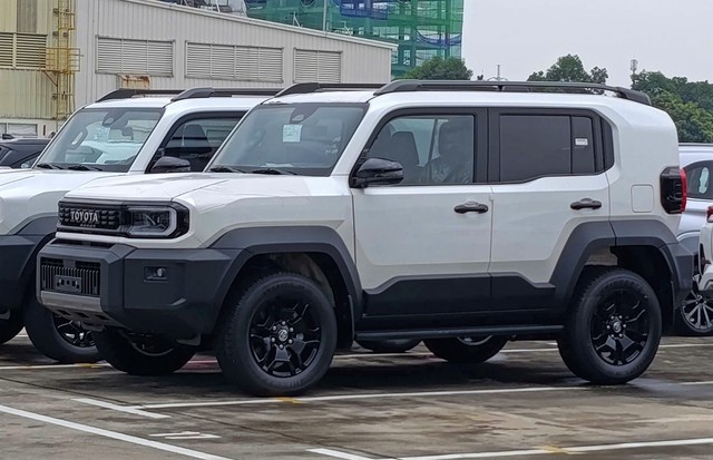 ‘SUV chơi’ Toyota Land Cruiser FJ về Việt Nam, trình làng cuối tháng 7 - Ảnh 1.
