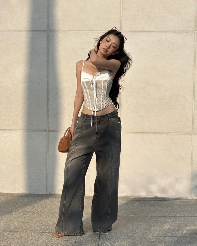 Biến hóa đa dạng cùng trang phục corset hiện đại, hợp mọi hoàn cảnh- Ảnh 3.