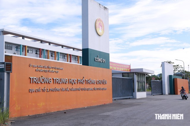 Giáo viên Tuyên Quang đầu thú và giá trị pháp lý của sự tự nguyện - Ảnh 1.
