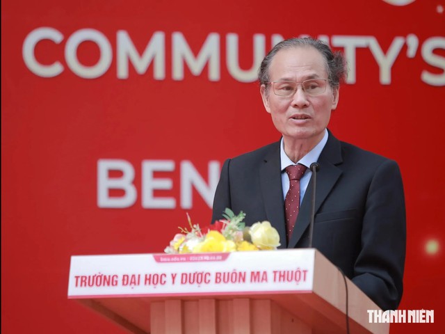 Hơn 93% sinh viên Trường ĐH Y dược Buôn Ma Thuột tốt nghiệp loại khá, giỏi - Ảnh 2.