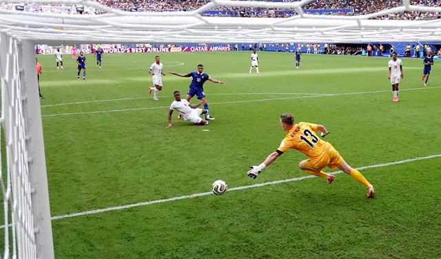 Tỷ số ‘quá khủng’ trận Anh thắng Pháp 6-4 đã phá kỷ lục World Cup?- Ảnh 2.