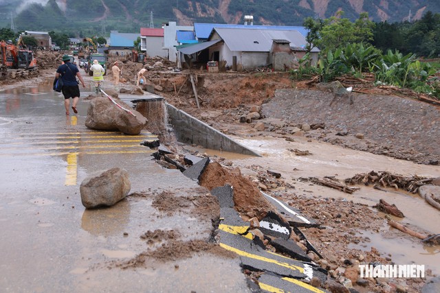 Lai Châu sẽ xây khẩn cấp nhà cho 24 hộ dân Mường Than- Ảnh 1.