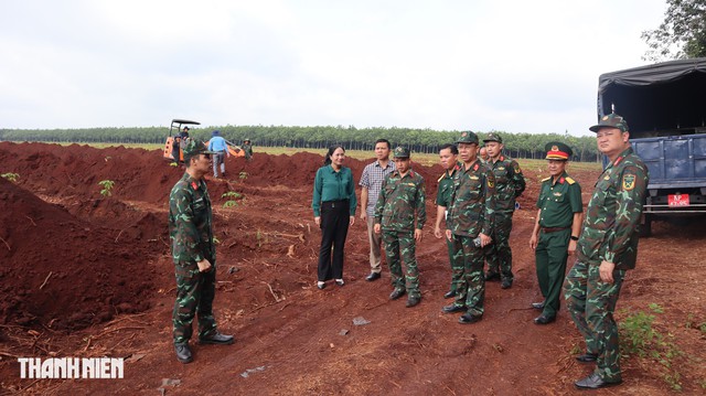 Đồng Nai: Khẩn thiết t&igrave;m nh&acirc;n chứng chứng phục vụ quy tập h&agrave;i cốt liệt sĩ - Ảnh 8.