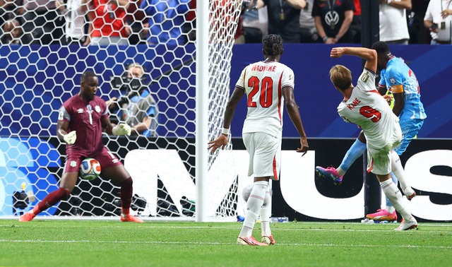 World Cup kinh điển của những thủ môn vô danh: Vozinha gọi, Mpasi trả lời- Ảnh 2.
