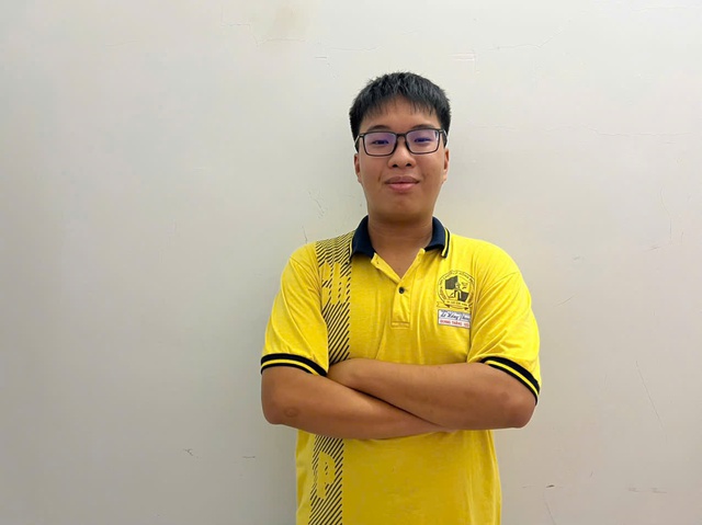 Nghe 1 trong 5 thủ khoa 30/30 điểm trên toàn quốc nói chuyện về ước mơ - Ảnh 2.
