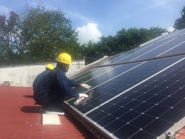 Gỡ nút thắt chính sách, TP.HCM kỳ vọng bứt phá điện mặt trời mái nhà - Ảnh 2.