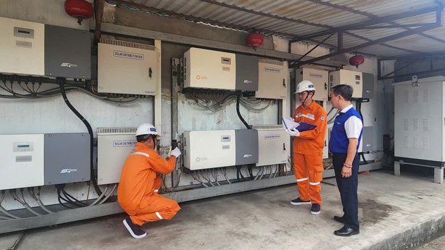 Gỡ nút thắt chính sách, TP.HCM kỳ vọng bứt phá điện mặt trời mái nhà - Ảnh 3.