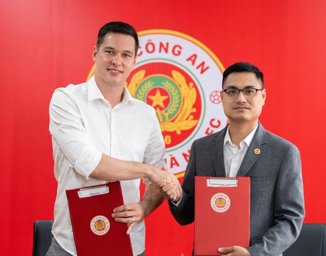 Nguyễn Filip đanh th&eacute;p khi t&aacute;i k&yacute; CLB CAHN đến năm 2029: Đ&acirc;y l&agrave; thế lực Đ&ocirc;ng Nam &Aacute;- Ảnh 1.