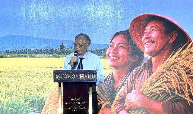 Nhạc sĩ Đặng Quang Vinh bất ngờ nhận giải lớn về lúa gạo Việt- Ảnh 1.