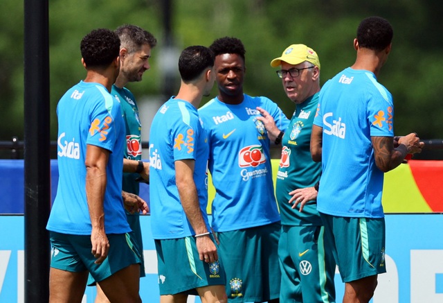 Tiết lộ kịch bản sút luân lưu của đội tuyển Brazil, Neymar bị ‘ép’ sút quả đầu?- Ảnh 1.