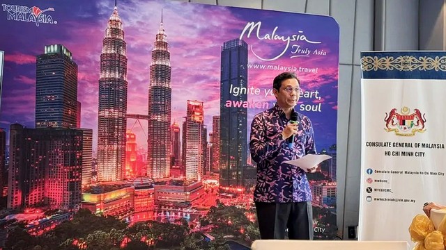 Malaysia mong muốn thúc đẩy du lịch và hợp tác giáo dục với Việt Nam - Ảnh 1.