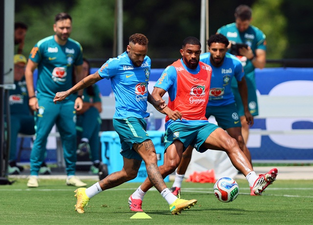 Tiết lộ kịch bản sút luân lưu của đội tuyển Brazil, Neymar bị ‘ép’ sút quả đầu?- Ảnh 2.