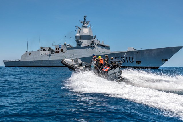 Europeans to fill almost all gaps left by US in NATO defence plans, source says - Ảnh 1.