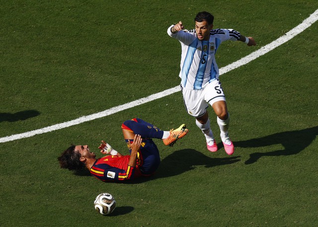 Cựu trọng tài FIFA chỉ trích đội tuyển Argentina, gọi Paredes là 'nỗi xấu hổ': Đề nghị treo giò 10 trận- Ảnh 1.