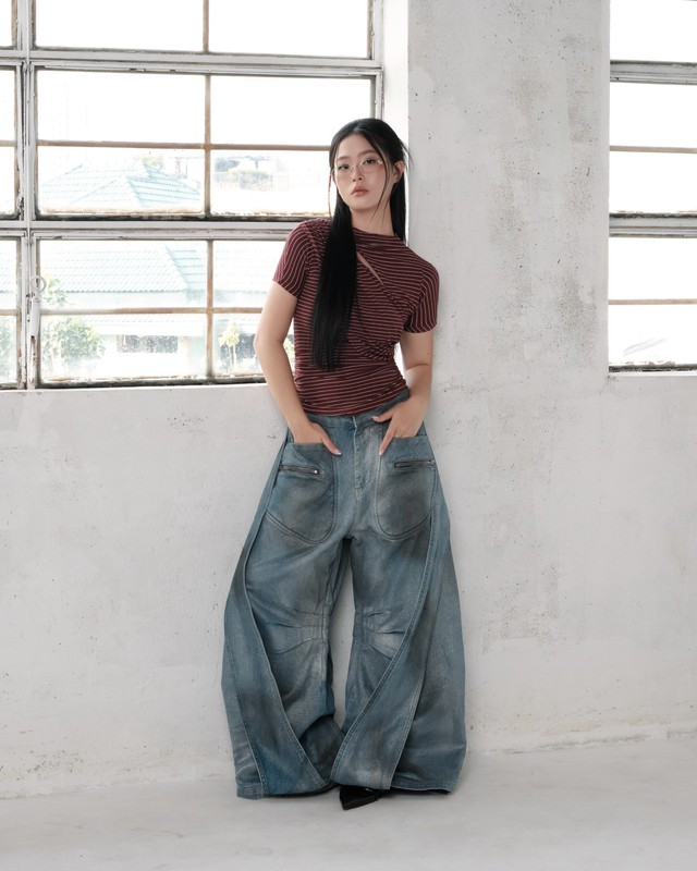 Làm mới tủ đồ cùng những bản phối denim phá cách - Ảnh 6.