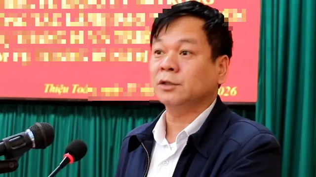 Thanh Hóa: Khởi tố chủ tịch xã vì cá độ bóng đá - Ảnh 1.