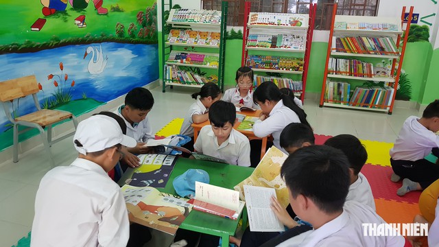 Lâm Đồng chưa cấp phát miễn phí sách giáo khoa cho toàn bộ học sinh - Ảnh 3.