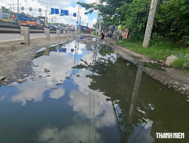 Đường dẫn cao tốc hỏng nặng, mất an toàn- Ảnh 1.