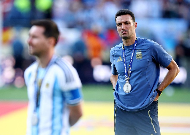 HLV Scaloni xác nhận ‘xây dựng một đội tuyển Argentina mới’ sau triều đại Messi- Ảnh 1.