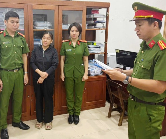Đà Nẵng: Tin lời hứa mua ki-ốt chợ, 2 phụ nữ mất 835 triệu đồng- Ảnh 1.