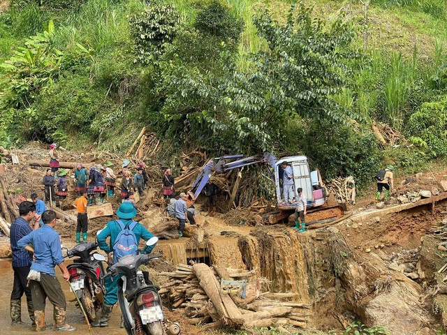 Mưa lũ gây thiệt hại lớn ở xã Lao Chải, nhiều người dân bị cô lập- Ảnh 2.