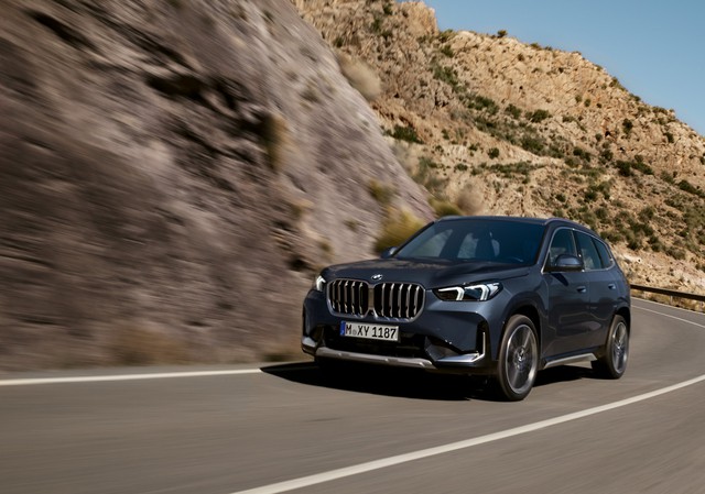 Từ 110 năm tiên phong đến BMW X1: Cánh cửa bước vào thế giới xe sang BMW - Ảnh 1.