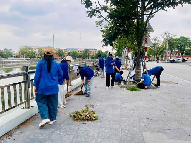 Tuổi mười bảy trong m&agrave;u &aacute;o xanh- Ảnh 2.