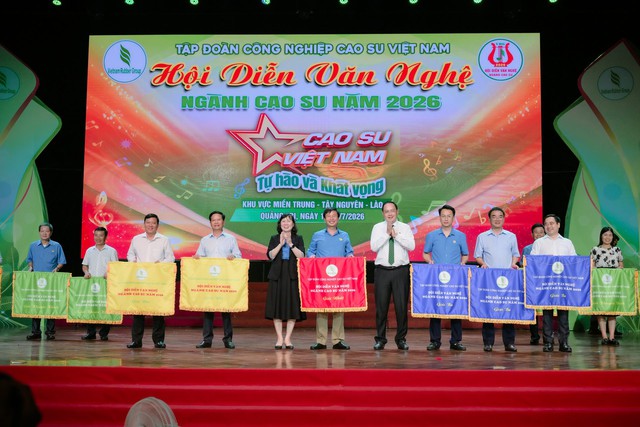 Khi văn nghệ trở thành ‘đặc sản’ của người lao động VRG - Ảnh 3.