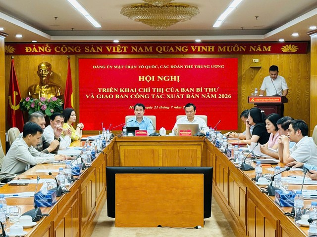 Hoạt động xuất bản kh&ocirc;ng c&oacute; chỗ cho sự chủ quan - Ảnh 2.