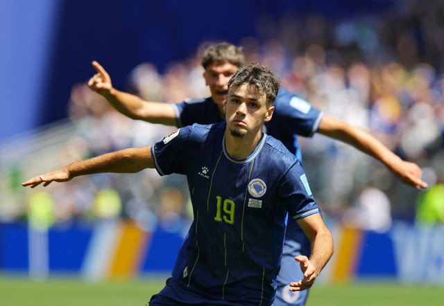 FIFA công bố 12 bàn thắng đẹp nhất World Cup 2026, Messi bất ngờ thắng giải đặc biệt- Ảnh 9.