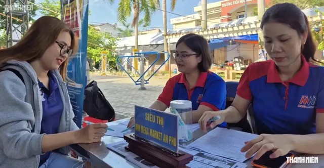 Doanh nghiệp tuyển gấp: Thu nhập cao, chỗ ở miễn phí, hỗ trợ tiền nuôi con nhỏ... - Ảnh 2.