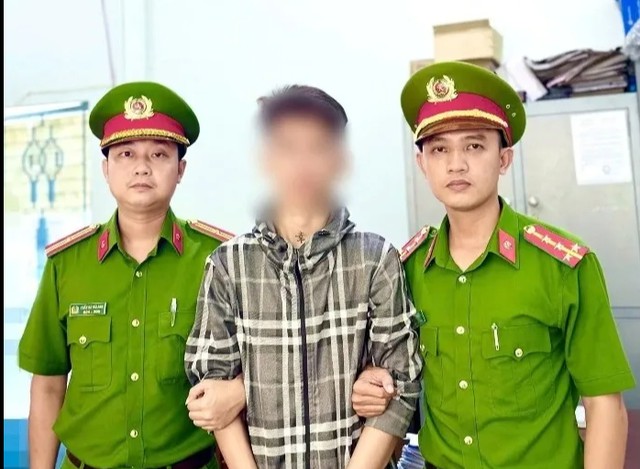 Mâu thuẫn khi đá bóng giao hữu, chém cầu thủ đội bạn gây thương tích 63%- Ảnh 1.